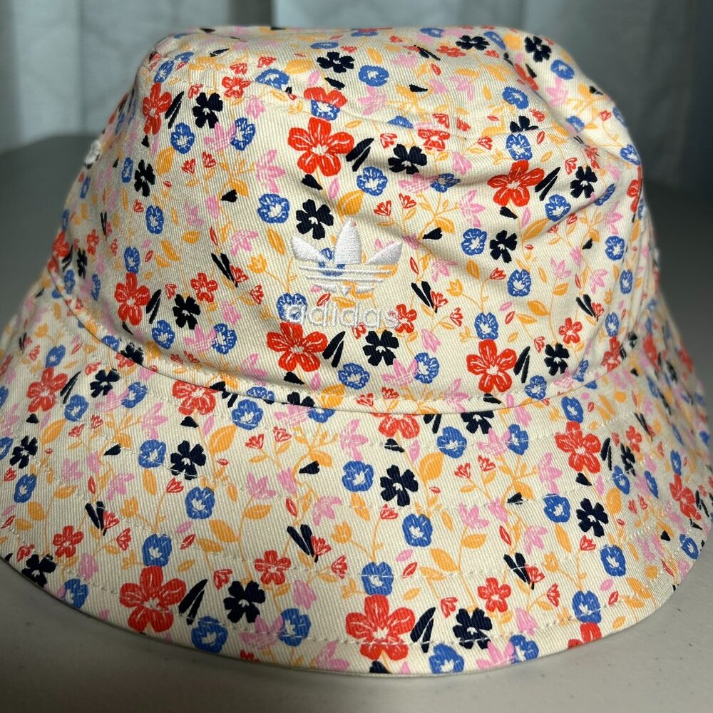Adidas Originals Floral Bucket Hat Wonder White